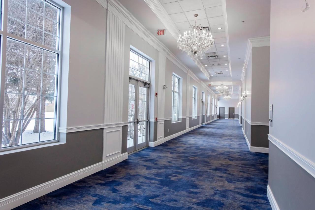Clarion Hotel & Convention Center Joliet Extérieur photo