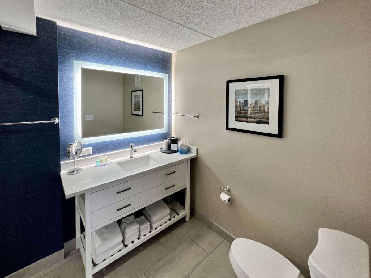Clarion Hotel & Convention Center Joliet Extérieur photo